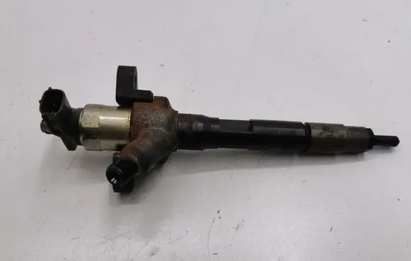 Mazda CX-7 Fuel injector 001109M1073 R2AA13H50