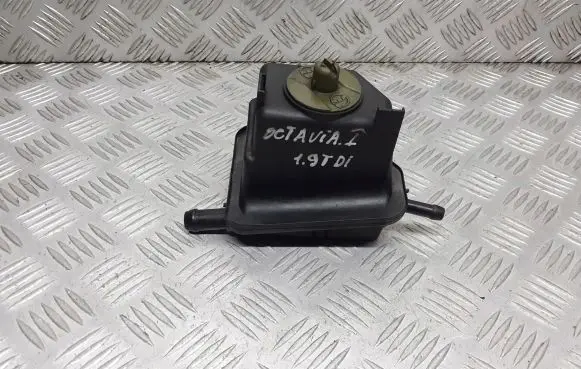 Skoda Octavia Mk1 (1U) Power steering fluid tank/reservoir 1J0422371C