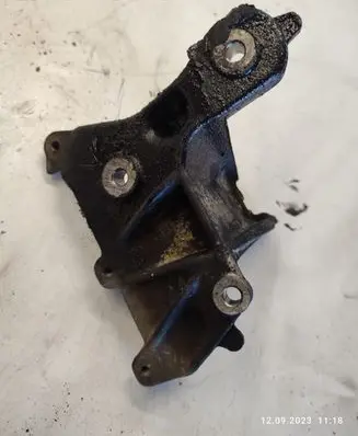 Peugeot Expert Power steering pump mounting bracket 9656392880