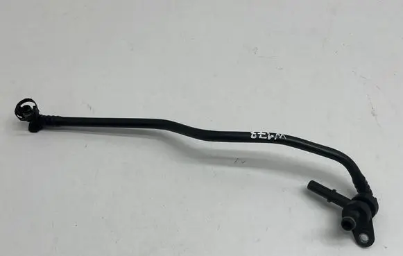 Mercedes-Benz A W177 Breather/breather pipe/hose A2600180000