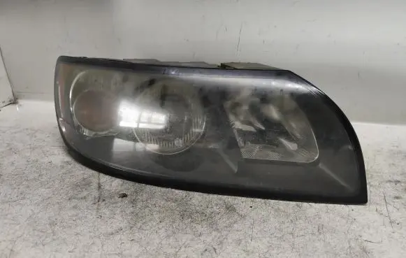 Volvo S40 Headlight/headlamp