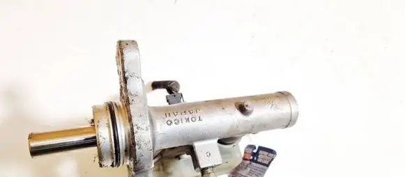 Subaru Legacy Master brake cylinder