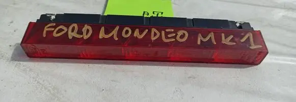 Ford Mondeo MK I Third/center stoplight 1212123