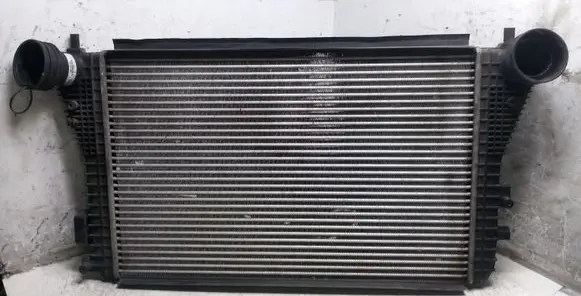 Skoda Octavia Mk2 (1Z) Intercooler radiator 1K0145803