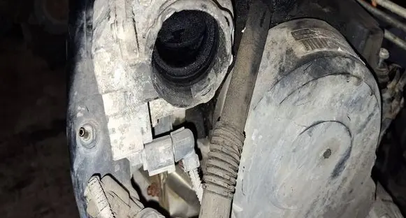 Skoda Roomster (5J) Throttle valve 