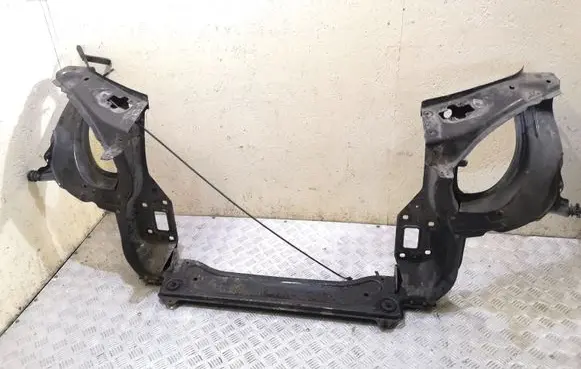 Mercedes-Benz GL X164 Radiator support slam panel