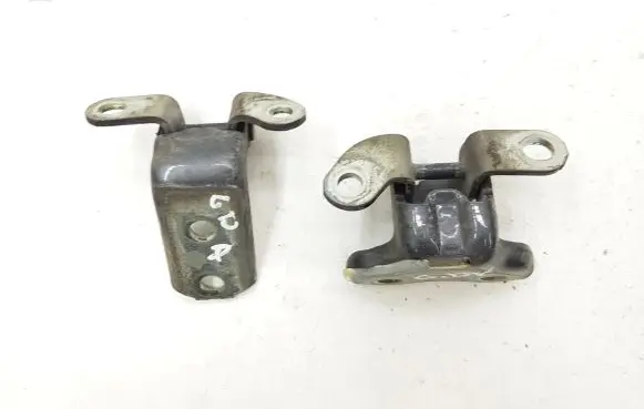 Toyota Avensis T270 Rear door hinge set 