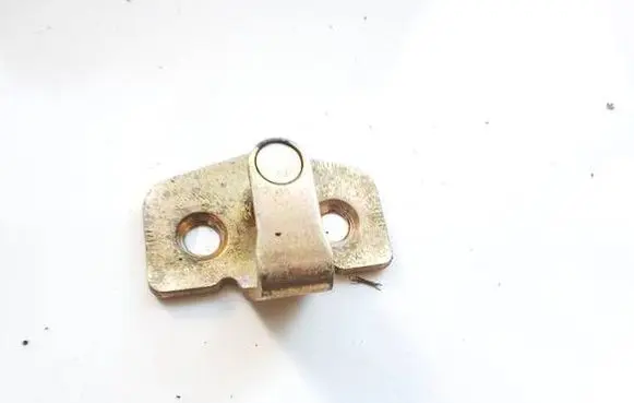 Opel Astra G Front door lock loop/hook striker 