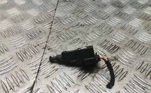 Skoda Octavia Mk1 (1U) Brake pedal sensor switch 15107k