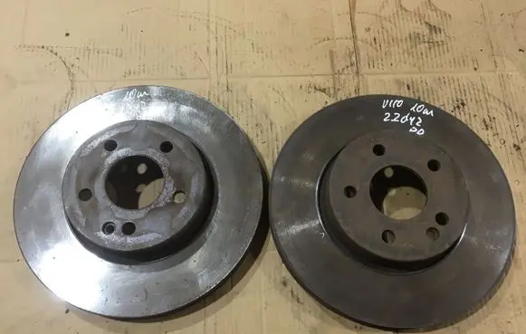 Mercedes-Benz Vito Viano W639 Front brake disc