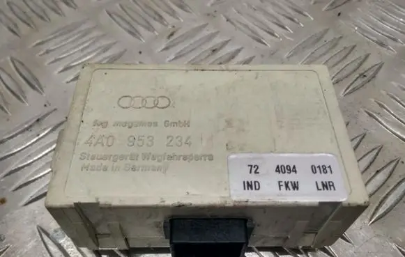Audi 80 90 S2 B4 Immobilizer control unit/module 4A0953234