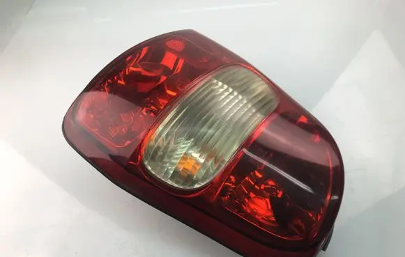 KIA Carnival Rear/tail lights