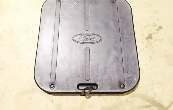 Trunk/boot mat liner