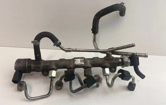 Volkswagen PASSAT B8 Fuel main line pipe 04L089G
