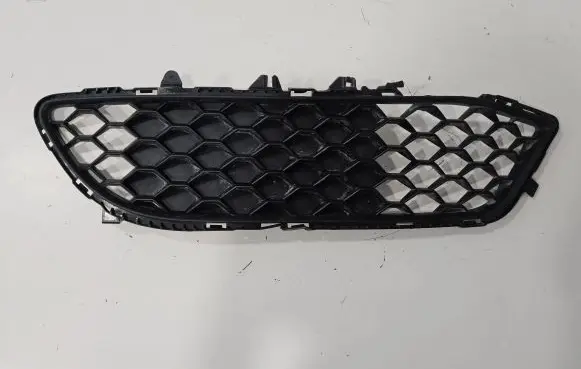 Alfa Romeo Giulia Front bumper lower grill 156107969