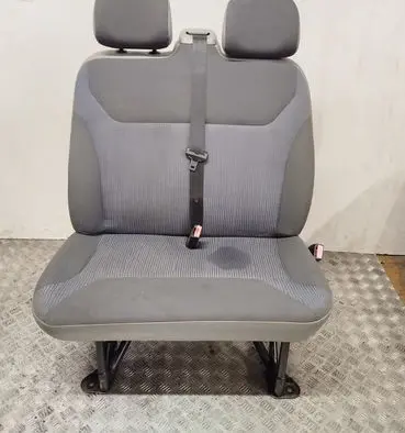 Opel Vivaro Front double seat 50727906 93856032