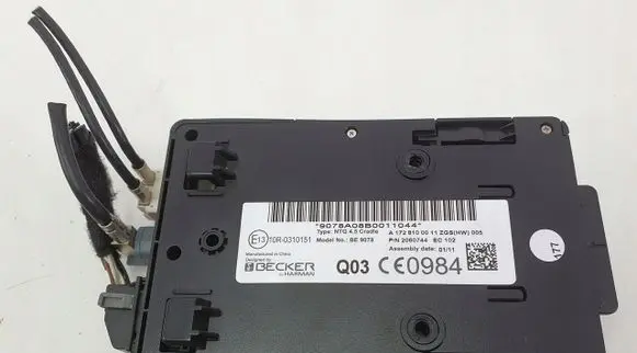 Mercedes-Benz C W204 GPS navigation control unit/module 