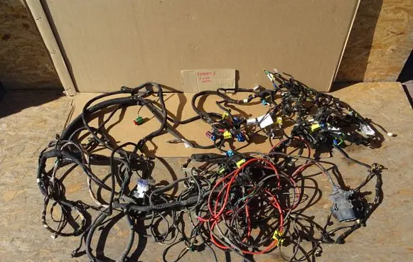 Peugeot Expert Positive wiring loom 0590271K0 9C14A01V 280219