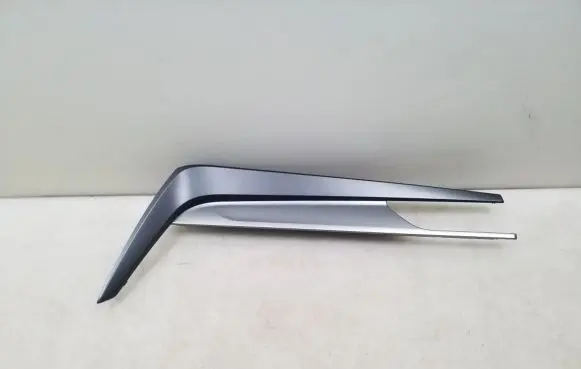 Toyota Avensis T270 Panel trim