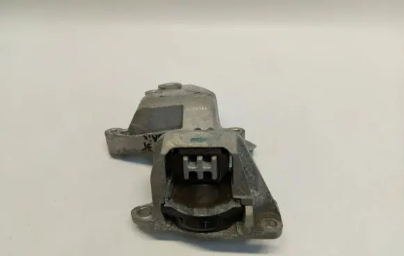 Nissan Qashqai J12 Engine mount vacuum valve 112326UB0A