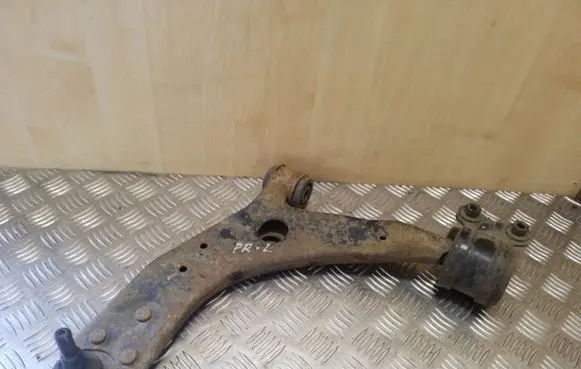 Volvo V50 Front lower control arm/wishbone