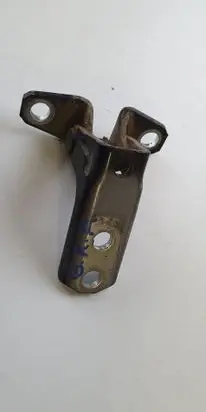 Mitsubishi Outlander Rear door lower hinge
