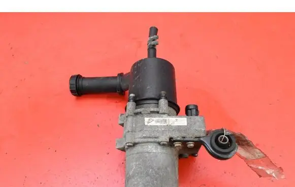 Peugeot 307 CC Power steering pump 9654151080