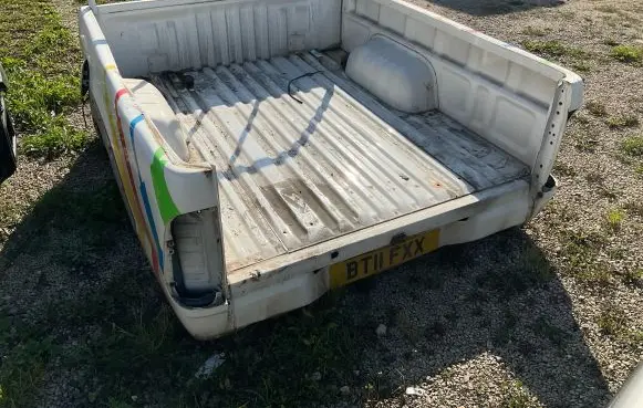 Toyota Hilux (AN10, AN20, AN30) Pickup box 