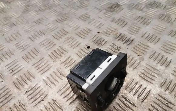 Volvo V50 Light switch 30669736
