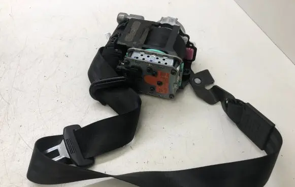 Audi Q5 SQ5 Front seatbelt