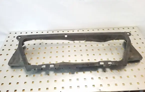 Volvo XC70 Intercooler air guide/duct channel 9190983