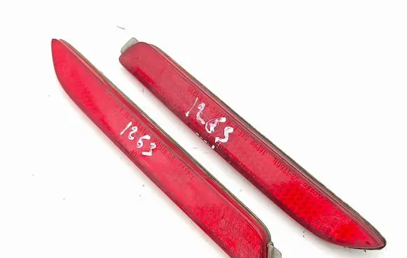 Toyota RAV 4 (XA50) Rear tail light reflector 