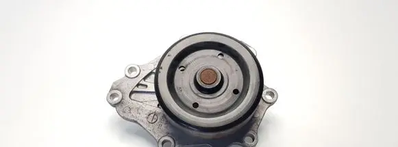 Toyota Avensis T250 Water pump