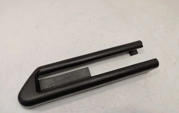 BMW X5 E70 Front passenger seat rail trim 7165392 52107165392 52107302206