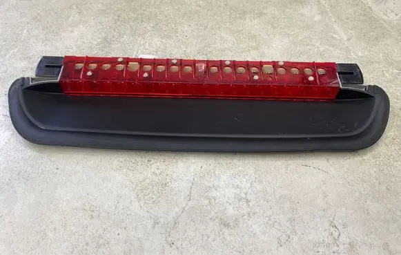 BMW 3 E90 E91 Third/center stoplight 6946614 479001