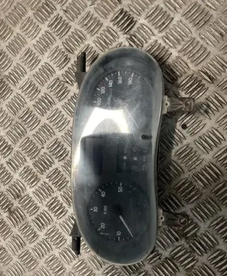 Renault Master II Speedometer (instrument cluster)