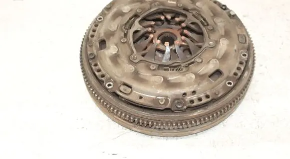 Volkswagen PASSAT B6 Clutch set kit 06F105264C