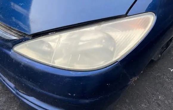 Toyota Previa (XR30, XR40) II Headlight/headlamp 
