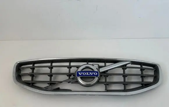Volvo S60 Front bumper upper radiator grill 31323099