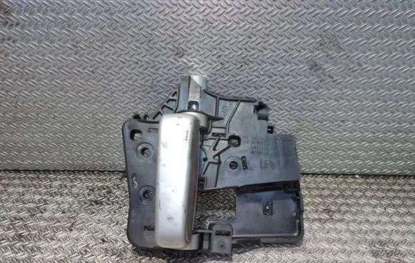 Peugeot Partner Sliding door interior handle 9682100777