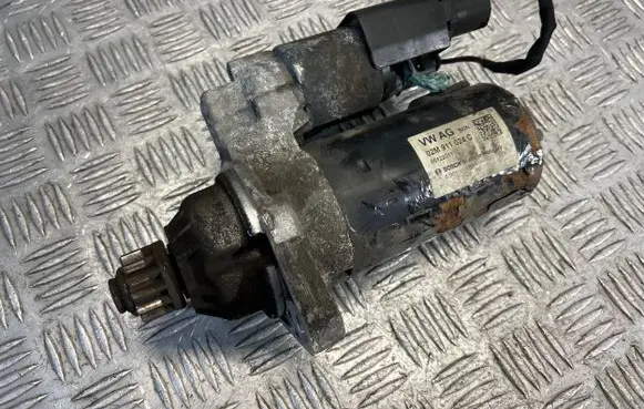 Volkswagen PASSAT B7 Starter motor 02M911024C 05122011 0001153009