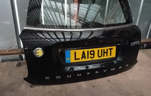 Mini Cooper Countryman F60 Tailgate/trunk/boot lid