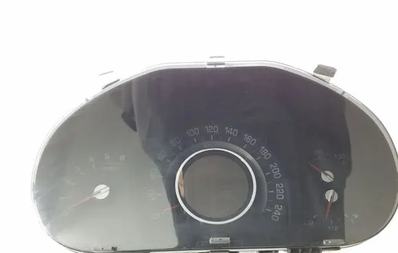 KIA Sportage Speedometer (instrument cluster) 940133U576