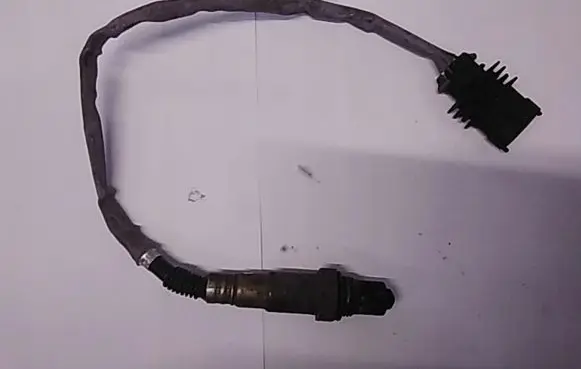 Opel Corsa D Lambda probe sensor 555663318