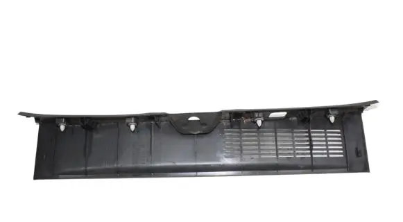Mitsubishi Outlander Trunk/boot sill cover protection 7240A135