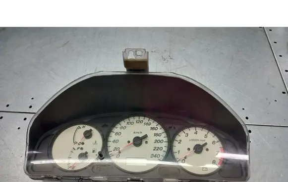 Mazda 626 Speedometer (instrument cluster)