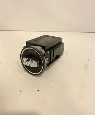 Volkswagen PASSAT B7 Ignition lock 3C0905843AD
