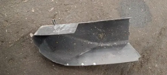 BMW X5 E53 Radiator cooling fan shroud 51717123351