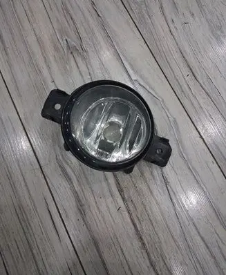 Renault Clio III Front fog light 89201782