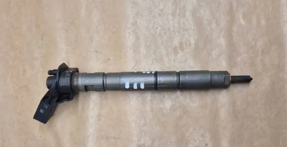 Audi A6 S6 C6 4F Fuel injector 059130277AB 0445115037